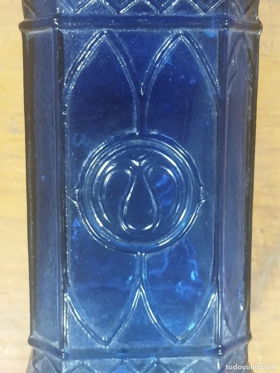 Botellas antiguas: BOTELLA DE CRISTAL COLOR AZUL COBALTO. - Foto 3
