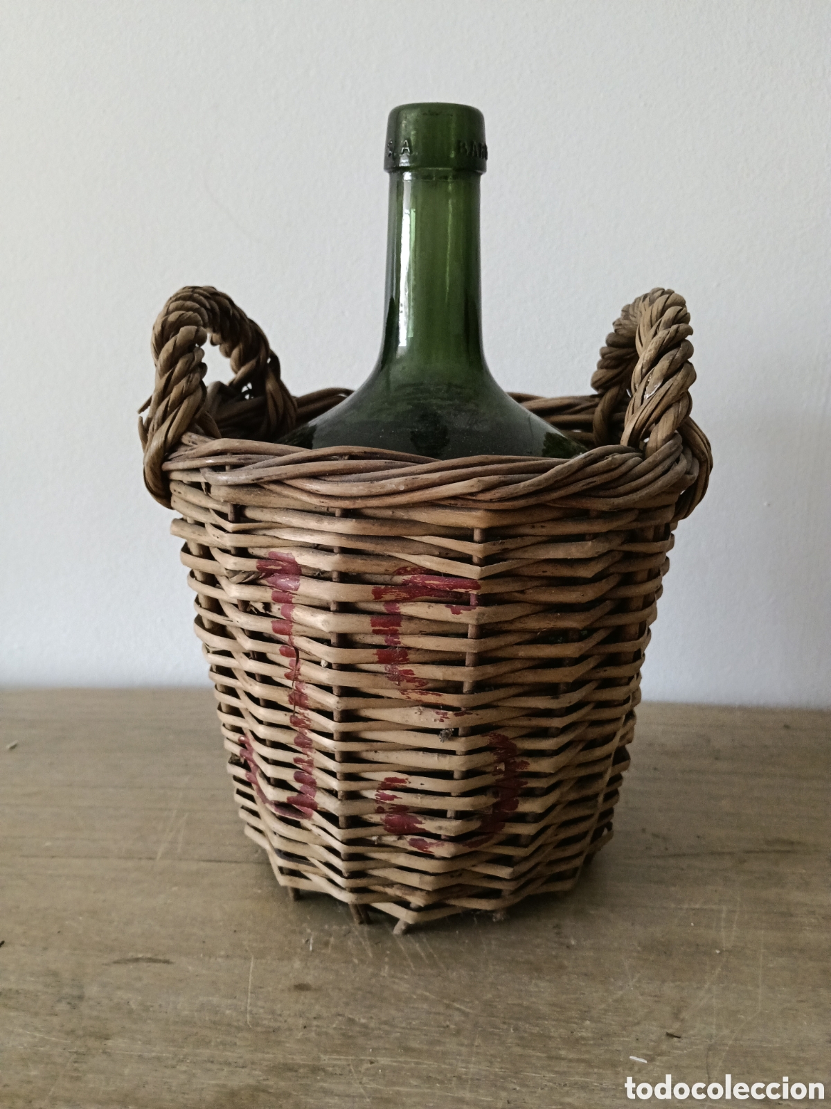 Botellas antiguas: Damajuana con cesta mimbre - Foto 3