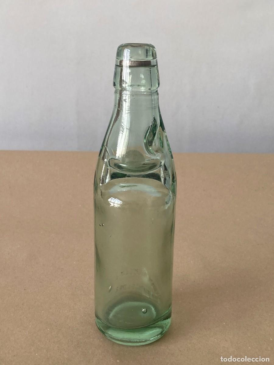 Botellas antiguas: BOTELLA DE GASEOSA DE PITO BOLA O BOLICHE VAC&Iacute;A CON CANICA DE VIDRIO