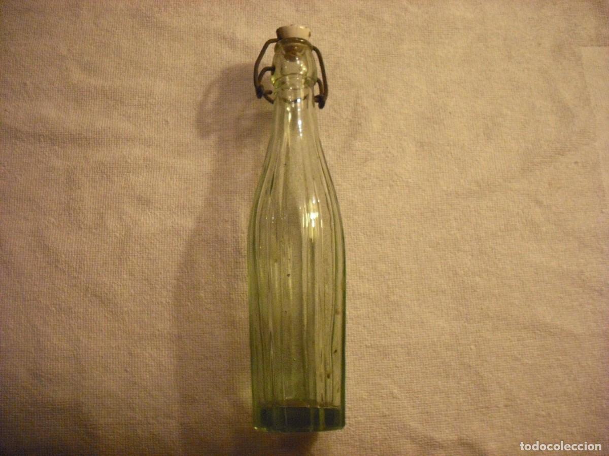 Bouteilles anciennes: ANTIGUA BOTELLA DE GASEOSA, SIN MARCA 25 CM