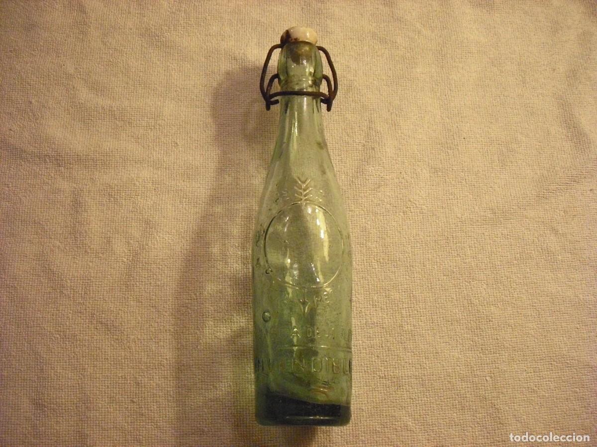 Bouteilles anciennes: ANTIGUA BOTELLA AN FTES BS CS DE C&Ntilde;A , MARCA REGISTRADA. ENVASE A DEVOLVER . LETRAS RELIEVE 25 CM.