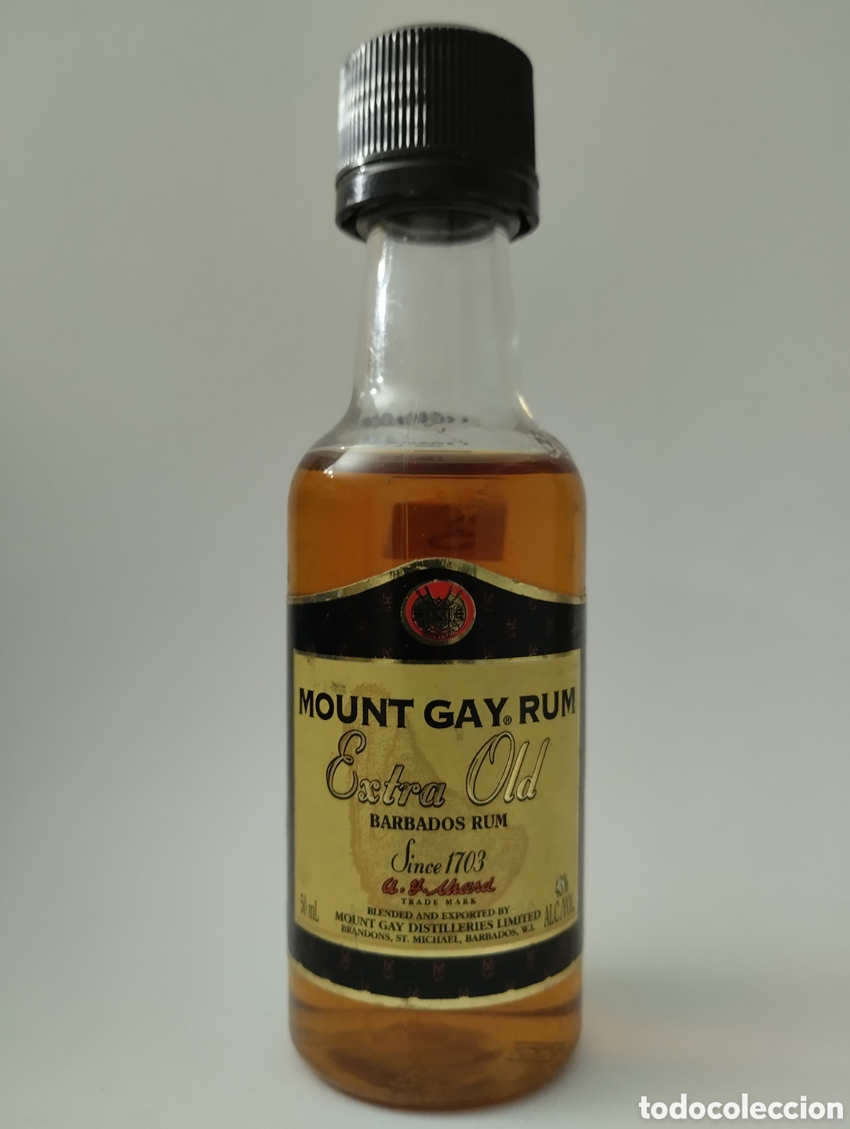 Botellas antiguas: Botellita Mount Gay Rum