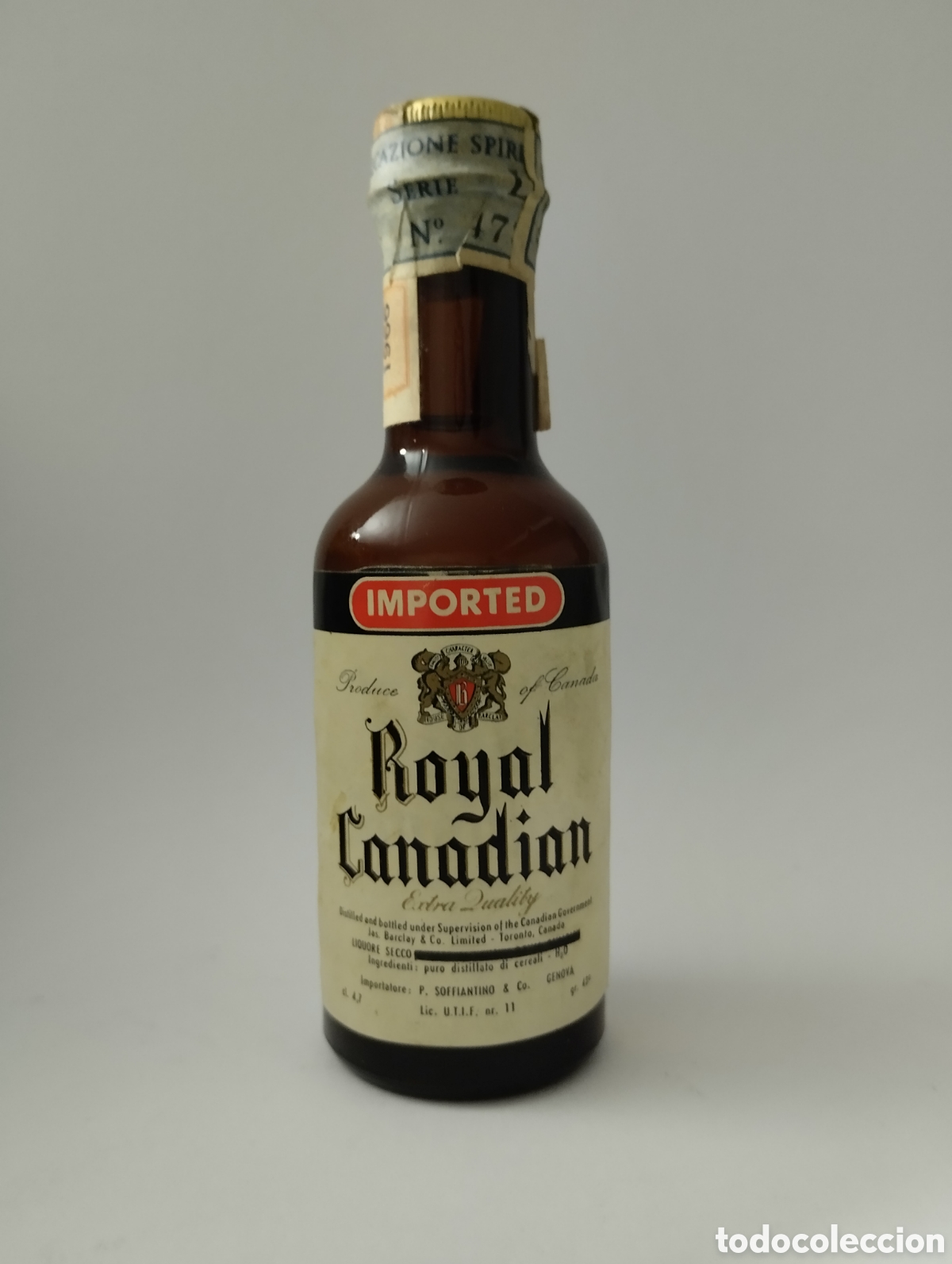 Botellas antiguas: Botellita Royal Canadian whisky