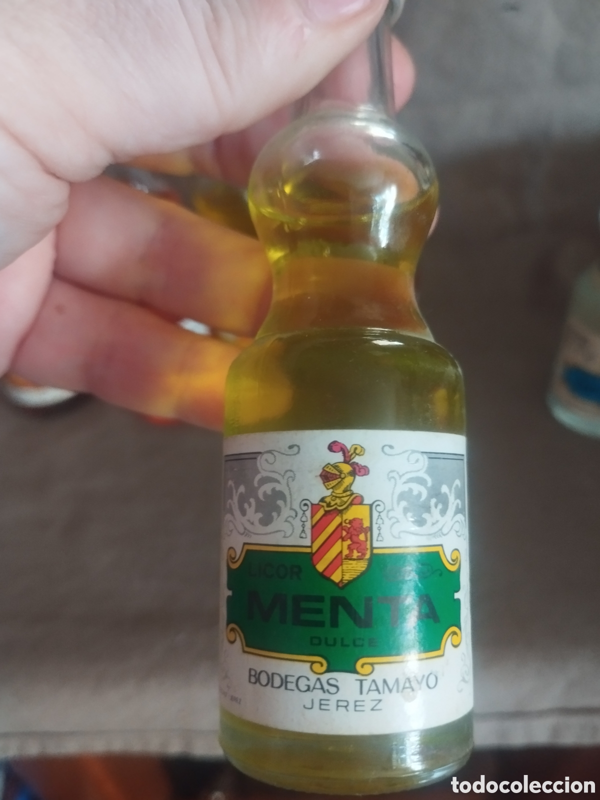 Botellas antiguas: Colecci&oacute;n botellines tamayo - Foto 6