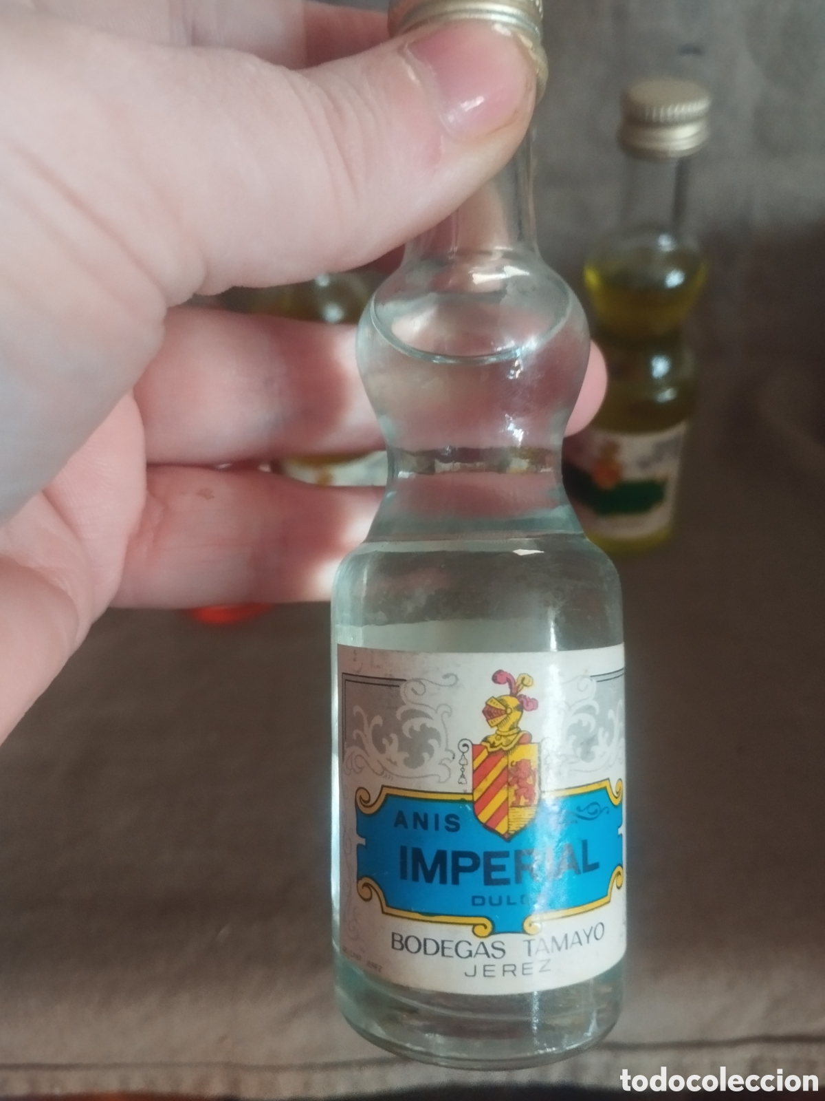 Botellas antiguas: Colecci&oacute;n botellines tamayo - Foto 7