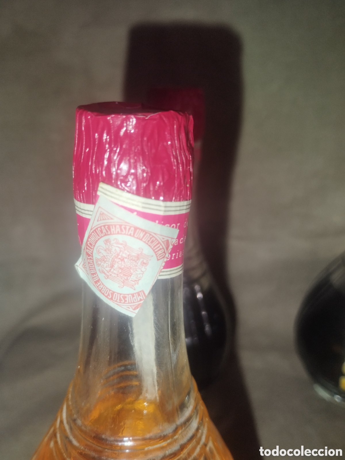 Botellas antiguas: Juego tres botellines domenech - Foto 8
