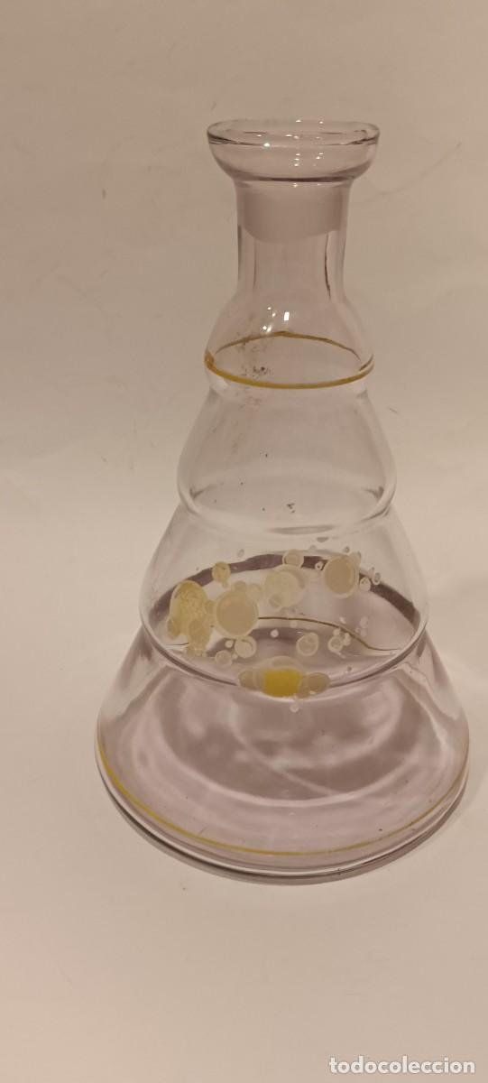Garrafas antigas: BOTELLA DECANTADOR DE VIDRIO VINTAGE CON DECORACI&Oacute;N DE BURBUJAS Y FILOS DORADOS