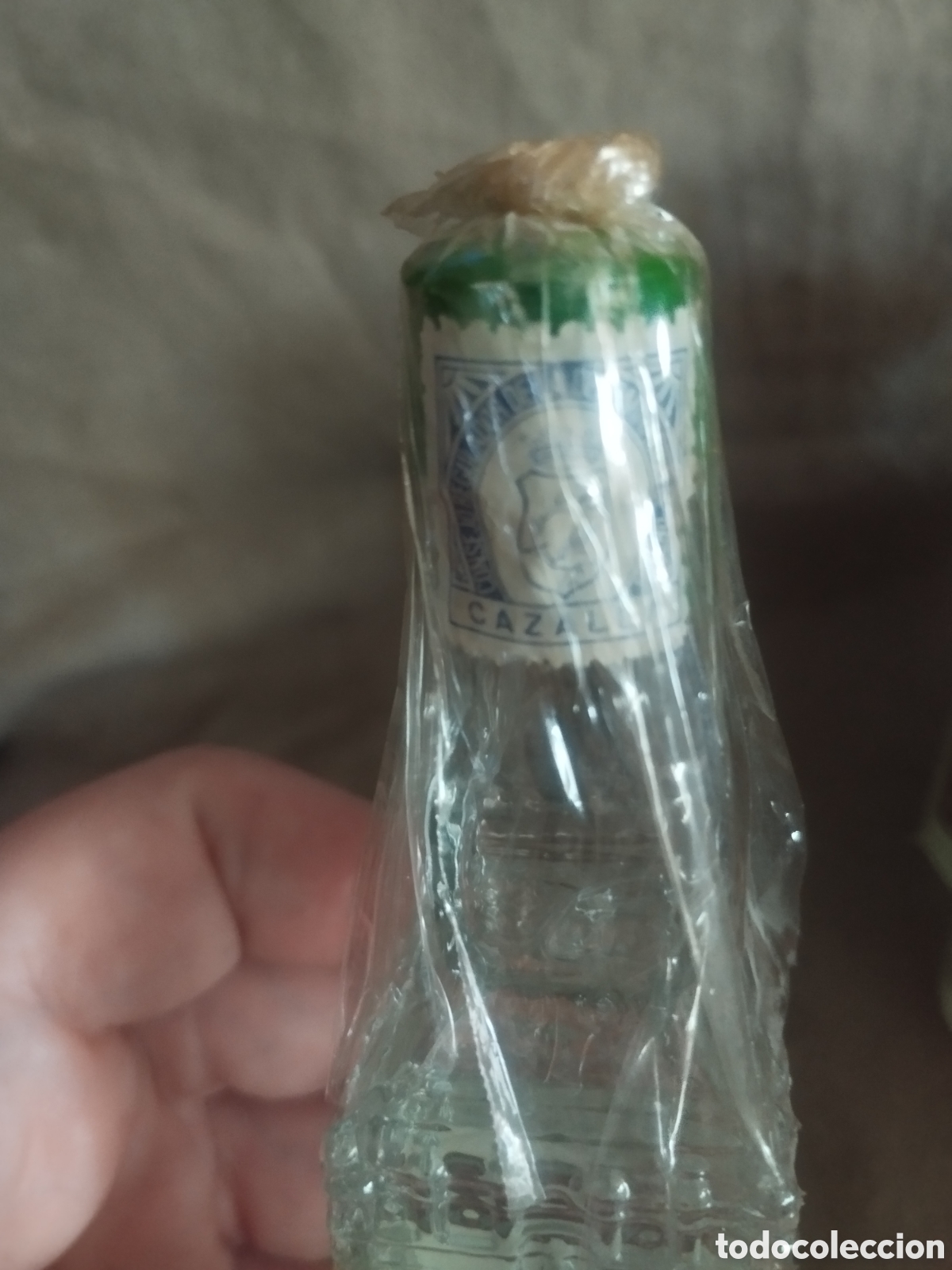 Botellas antiguas: Botellin an&iacute;s cazalla - Foto 4