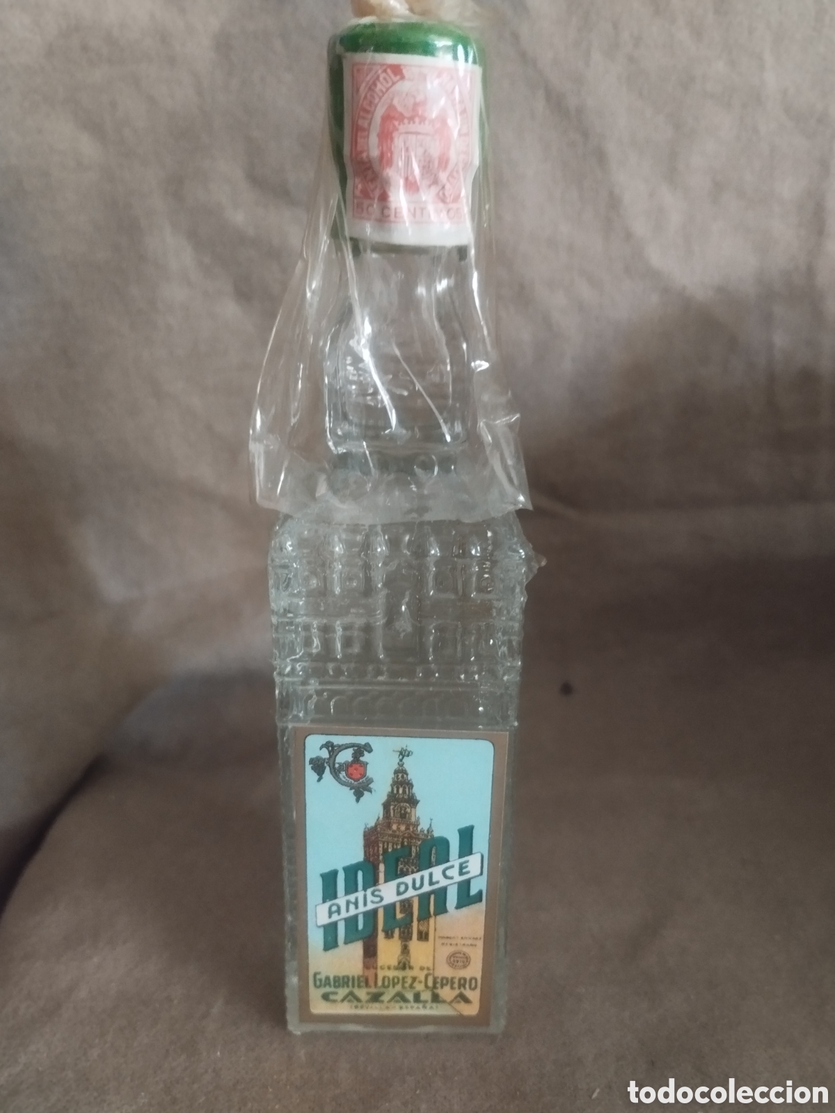Botellas antiguas: Botellin an&iacute;s cazalla