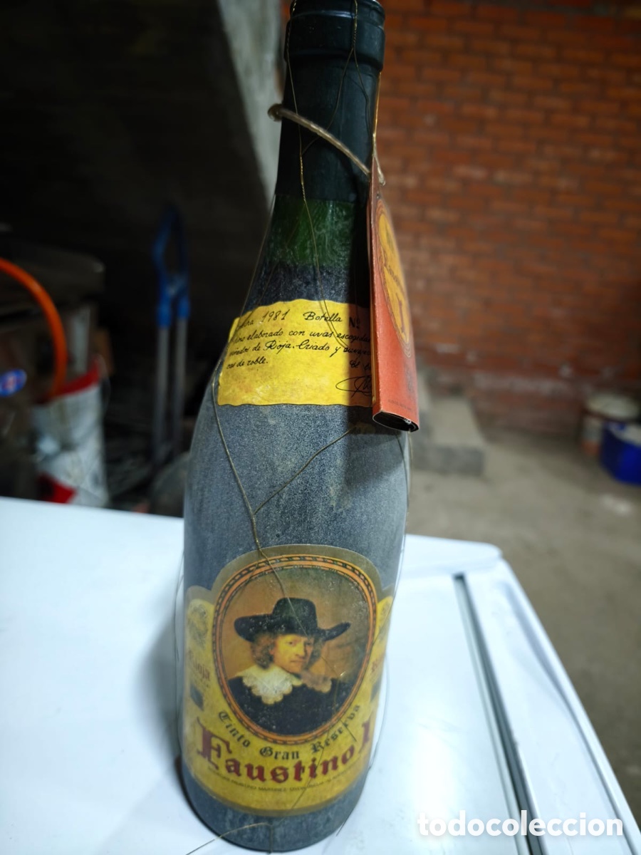 Botellas antiguas: Faustino I Gran Reserva de la a&ntilde;ada 1981 - Foto 1