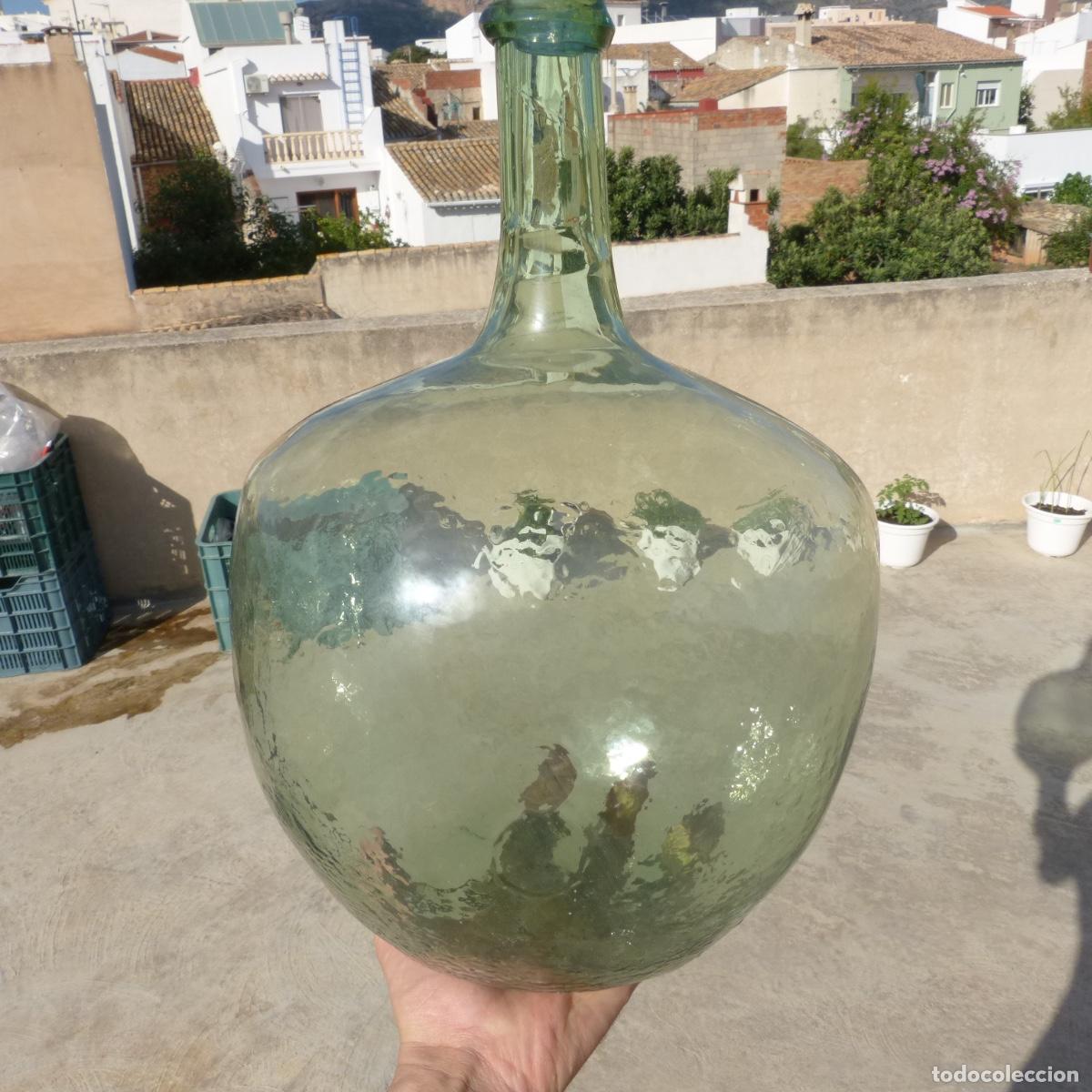 Botellas antiguas: Antigua botella, garrafa o damajuana de vidrio soplado, 8 Litros, 38cm, 1562gr.