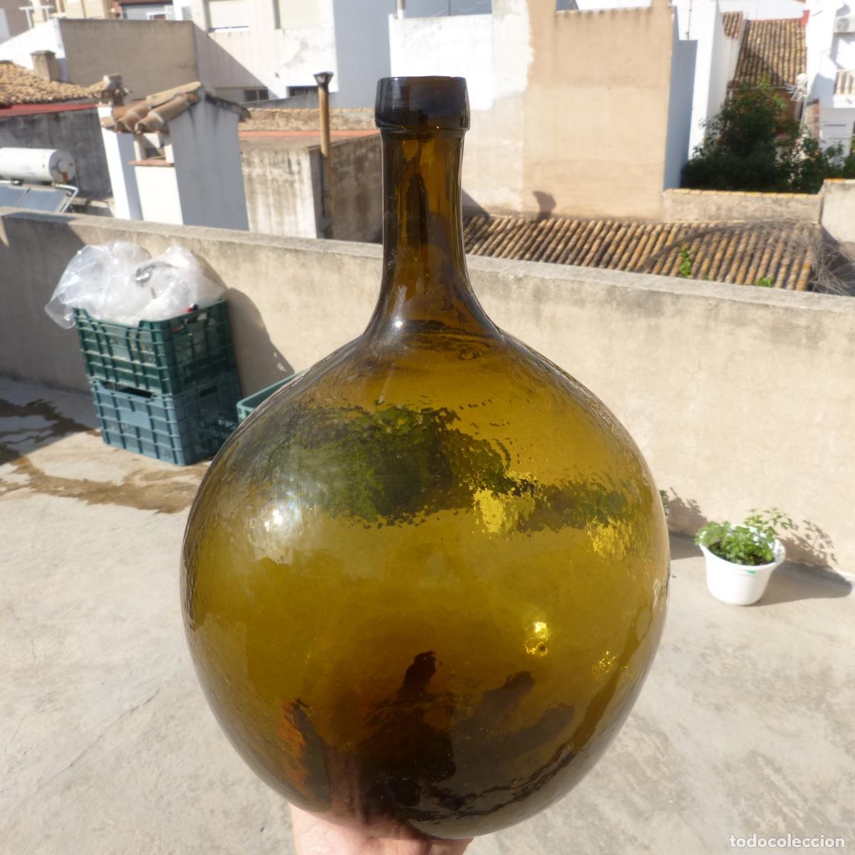 Botellas antiguas: Antigua garrafa, botella o damajuana de vidrio soplado, 8 litros, 38cm, 1786gr.
