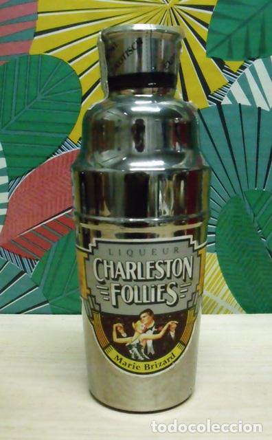 Botellas antiguas: Botella Coctelera Licor Charleston Follies - Marie Brizard Precintada - Precinto Impuesto Alcohol