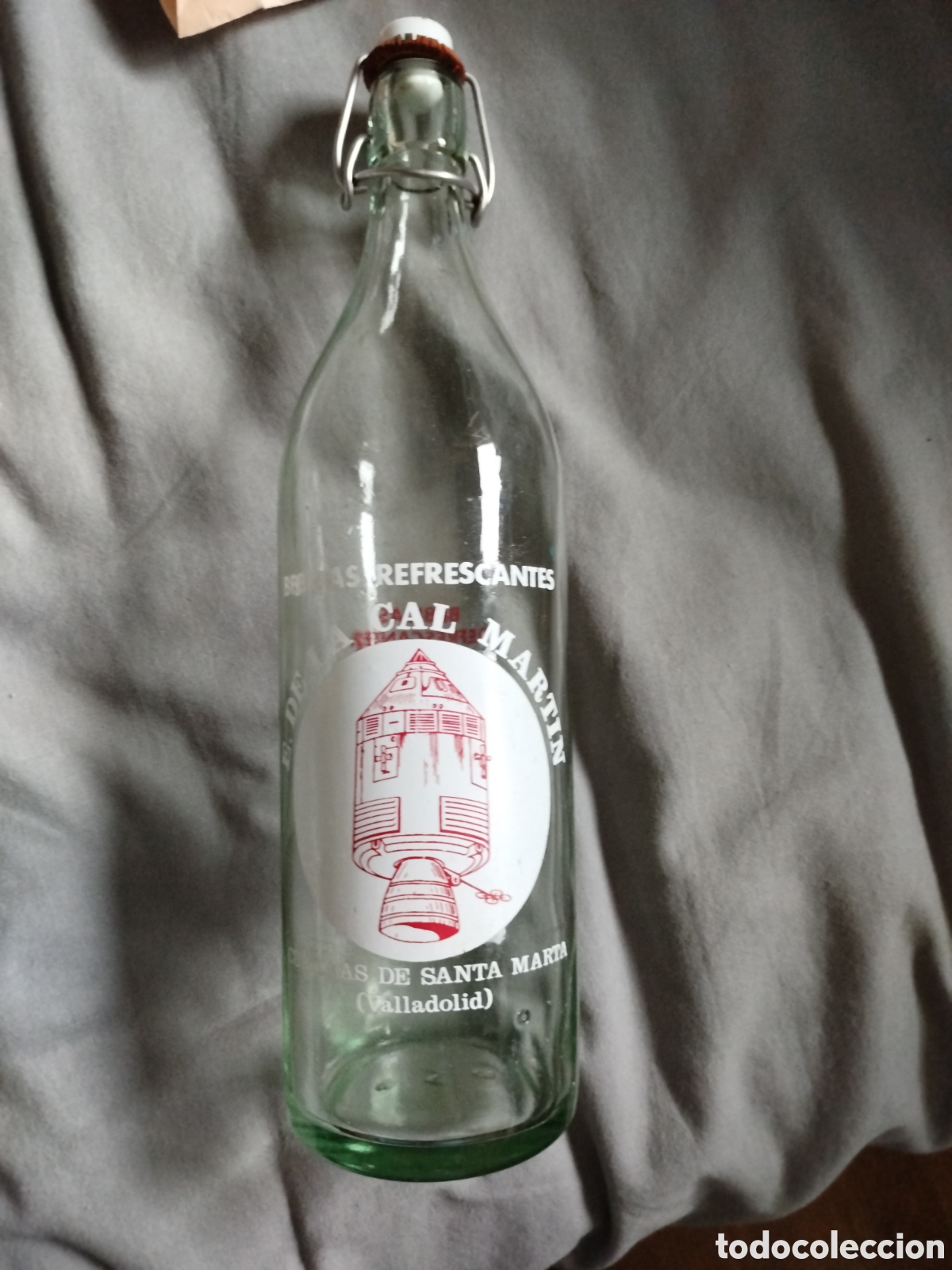Botellas antiguas: Botella gaseosa de la cal Mart&iacute;n .cubillas Valladolid