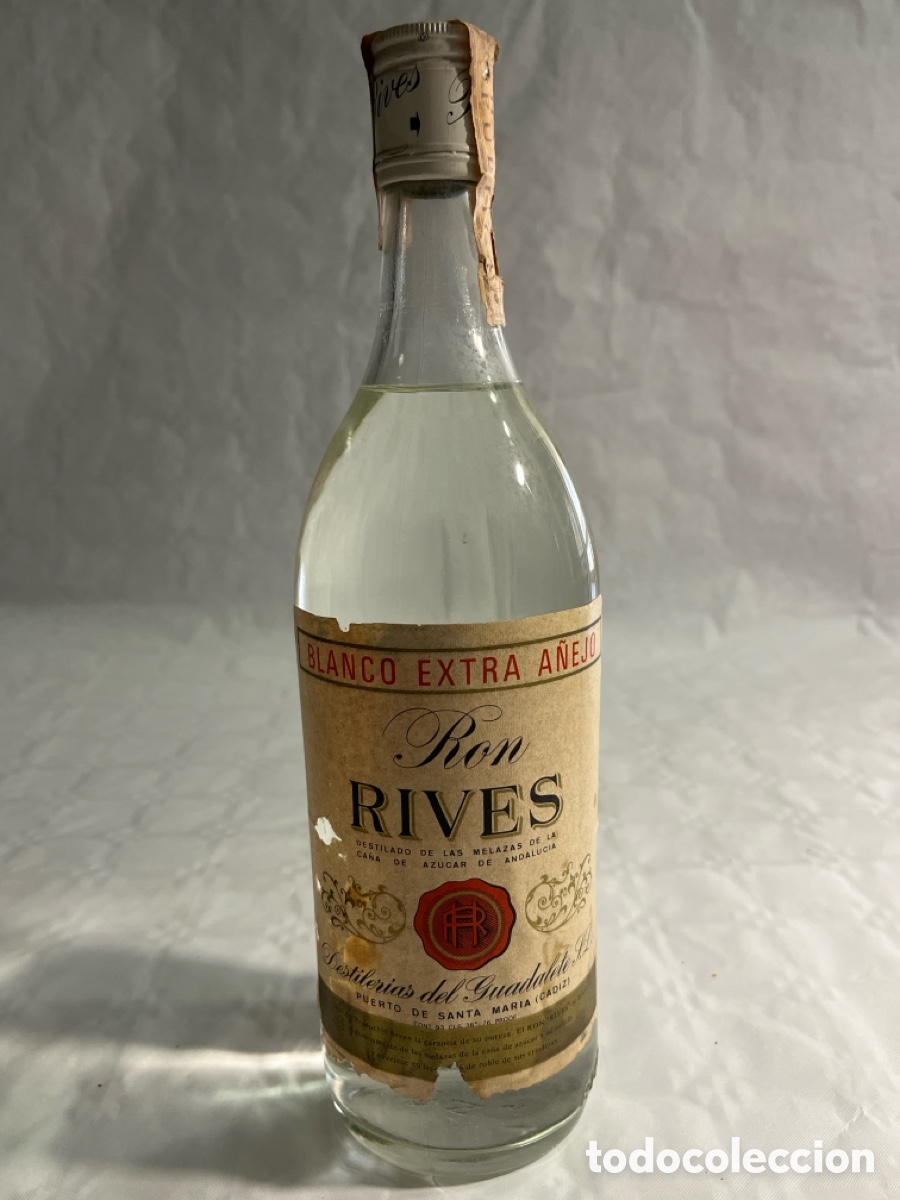 Botellas antiguas: Ron RiveS Extra A&ntilde;ejo - vintage