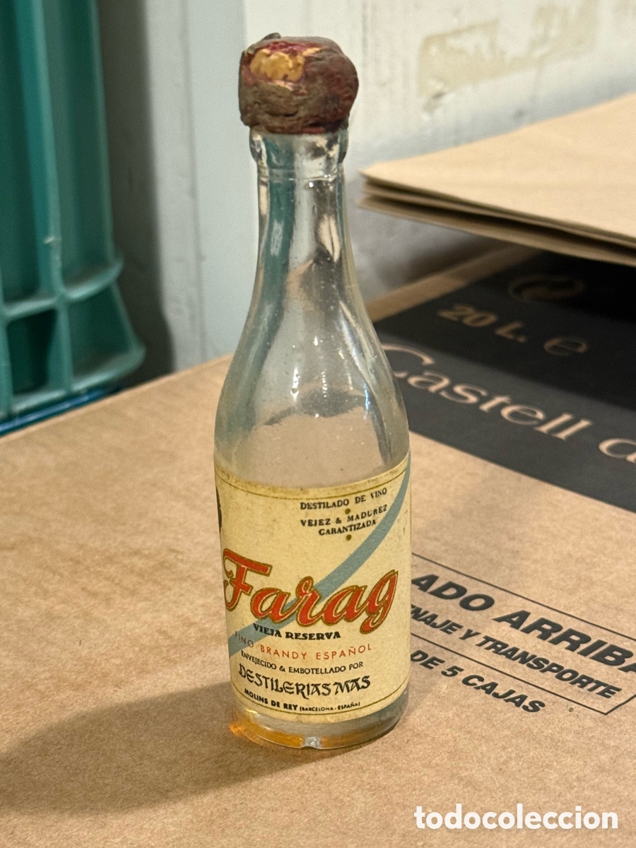 Botellas antiguas: Miniatura Brandy FARAG destilerias MAS (Molins de Rey, Barcelona)