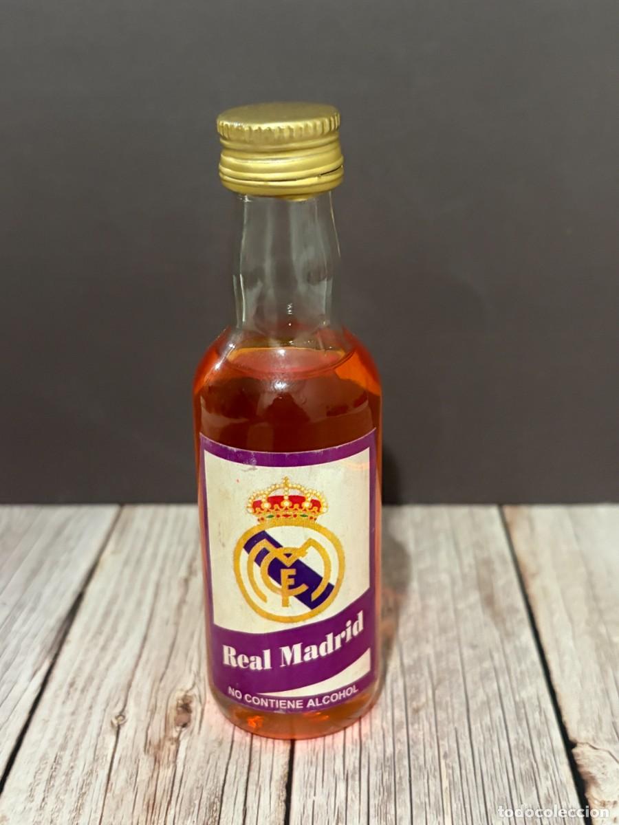 Botellas antiguas: BOTELL&Iacute;N. REAL MADRID. NO CONTIENE ALCOHOL