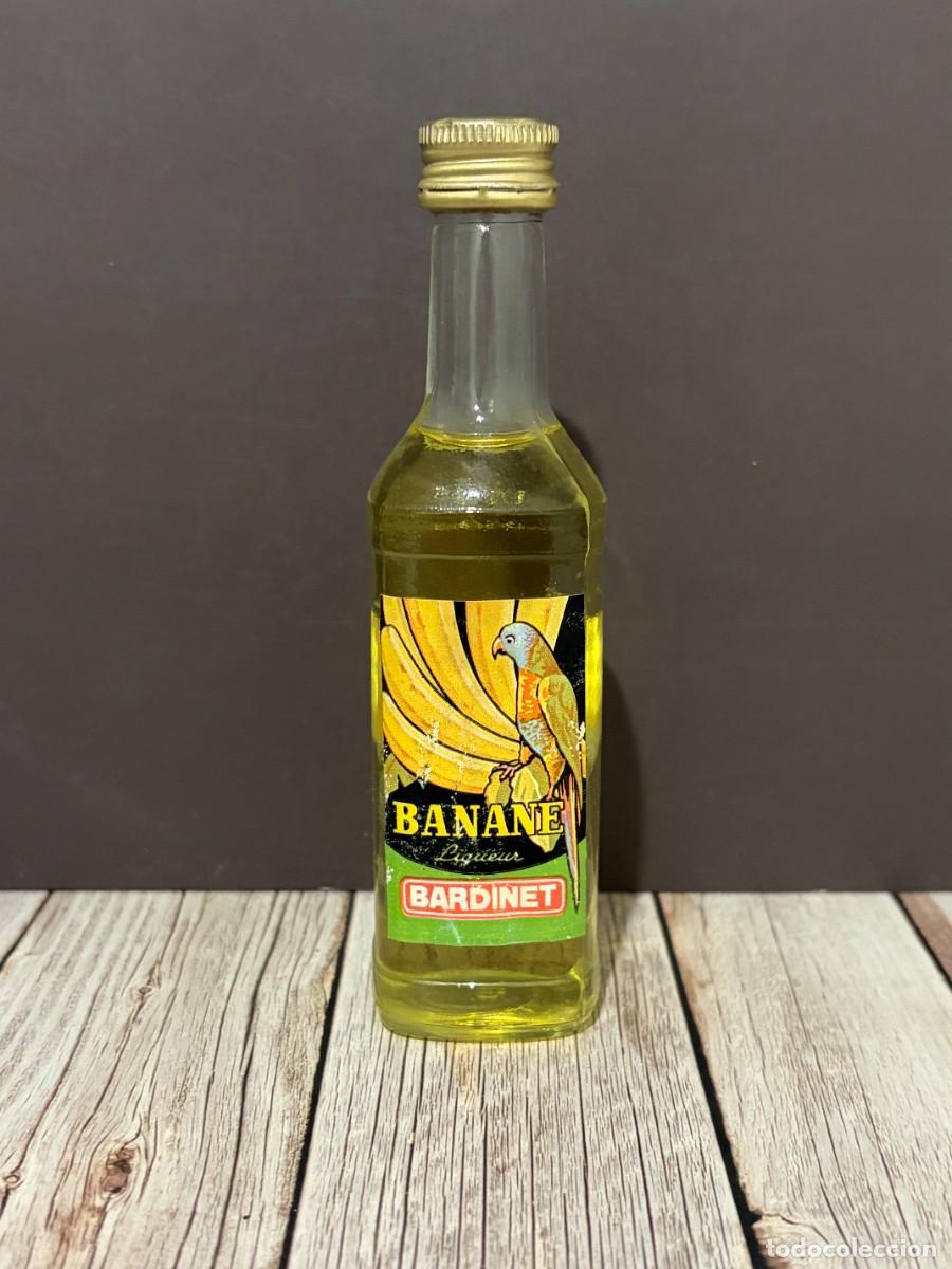 Botellas antiguas: BOTELL&Iacute;N. BANAN&Eacute; LIQUEUR. BARDINET.