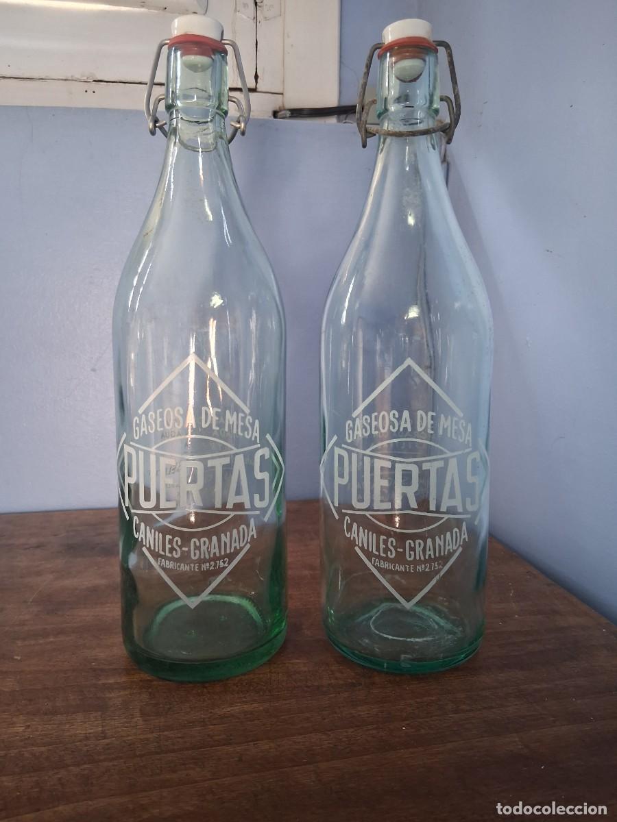 Botellas antiguas: 2 botellas de gaseosa Puertas Caniles Granada Fabrica N&deg; 2752