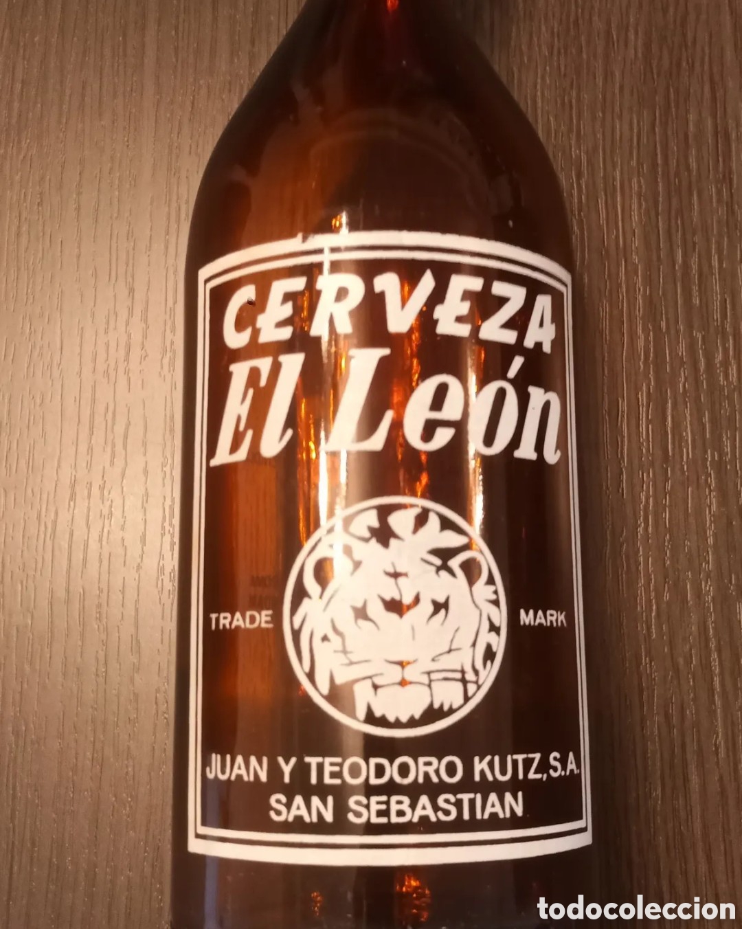 Botellas antiguas: Antigua Botella Cervezas EL LEON - Foto 2