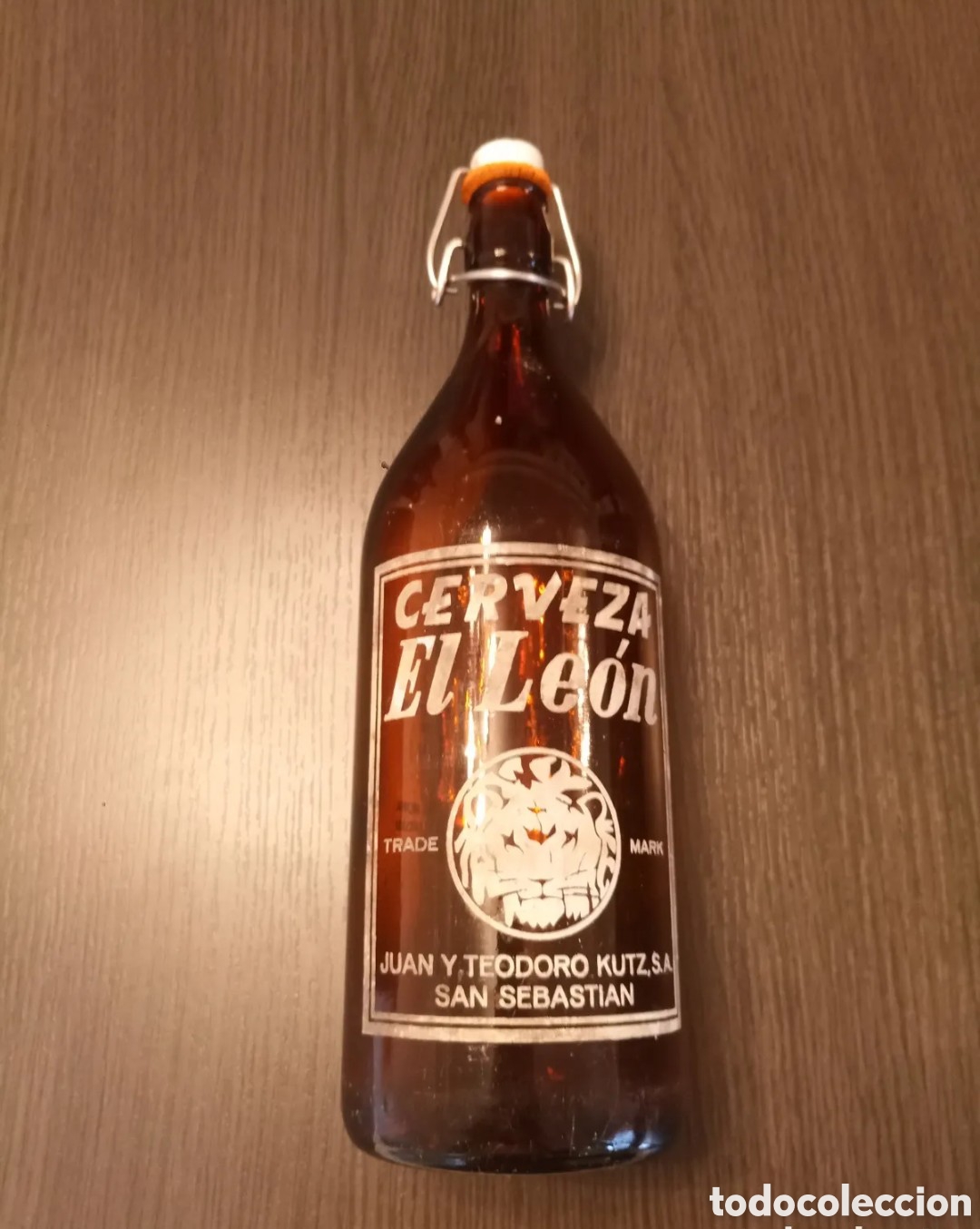 Botellas antiguas: Antigua Botella Cervezas EL LEON