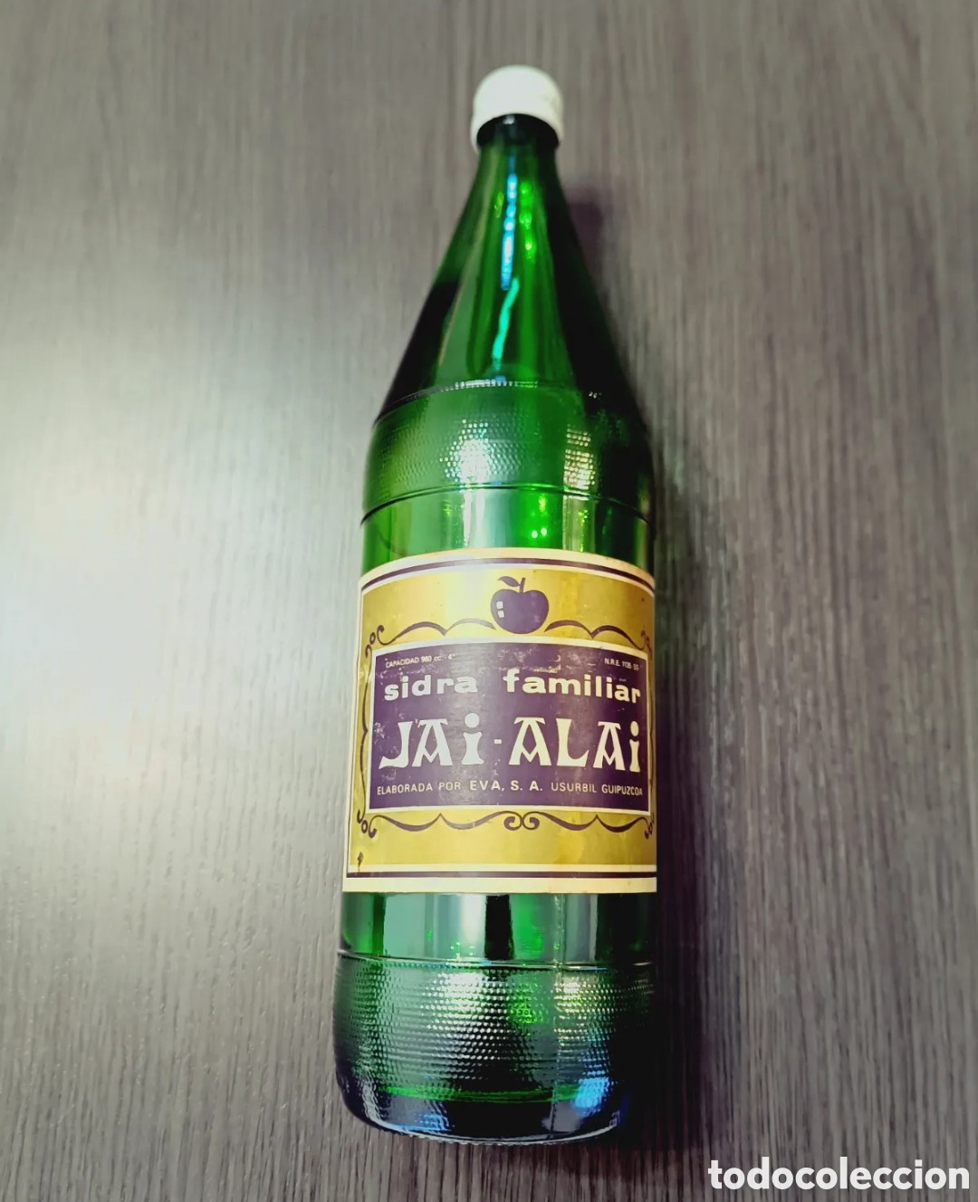 Botellas antiguas: Antigua Botella SIDRA FAMILIAR JAI - ALAI