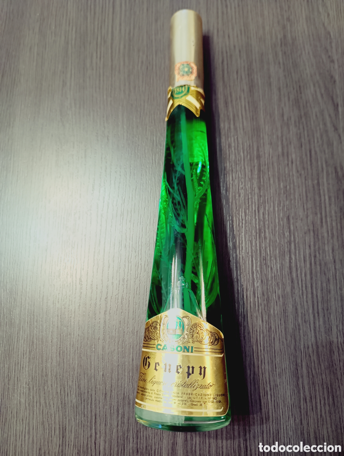 Botellas antiguas: Antigua Botella Licor Italiano Cristalizado