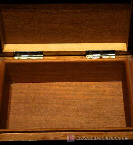Cajas y cajitas met&aacute;licas: CAJA DE MADERA PINTADA A MANO - Foto 3