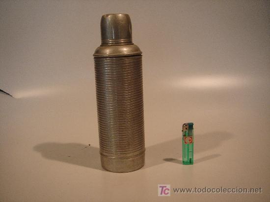 Cajas y cajitas met&aacute;licas: termo de exterior de aluminio sin marca buena conservacion