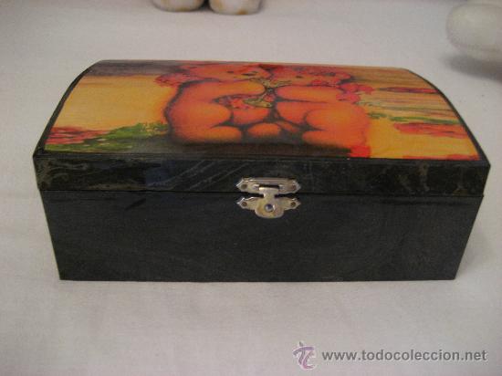 Cajas y cajitas met&aacute;licas: CAJA DE PLASTICO LACADA - Foto 2