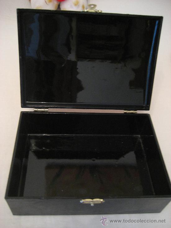 Cajas y cajitas met&aacute;licas: CAJA DE PLASTICO LACADA - Foto 3