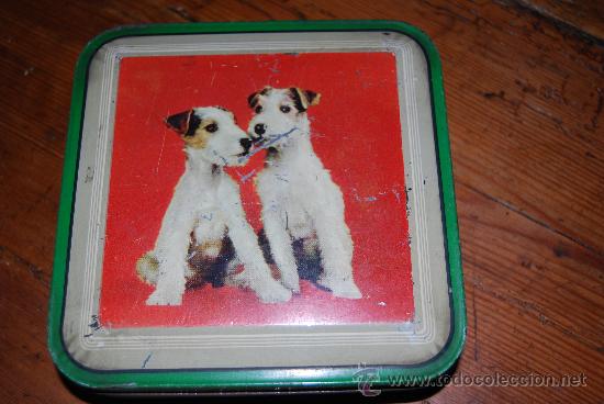 Cajas y cajitas met&aacute;licas: ANTIGUA LATA INGLESA - PERROS - Foto 1