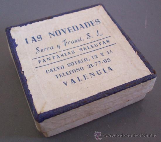 Blechdosen und Kisten: caja de carton las novedades, serra y fransi, fantasias selectas , valencia (vacia, 5x5cm aprox)