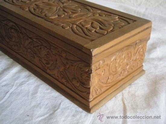 Cajas y cajitas met&aacute;licas: CAJA DE MADERA TALLADA - Foto 2