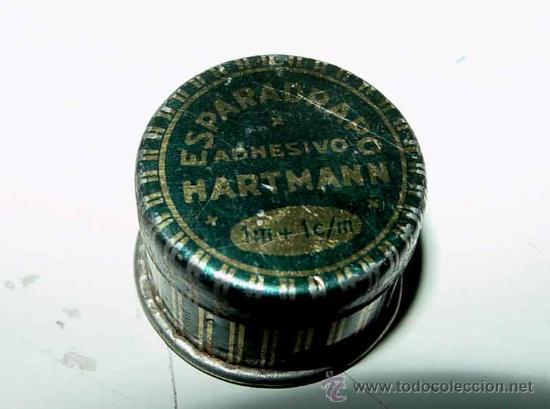 Casse e cassette metalliche: ANTIGUA CAJITA DE HOJALATA LITOGRAFIADA CON PUBLICIDAD DE ESPARADRAPO HARTMANN - FARMACIA - MIDE 2,5