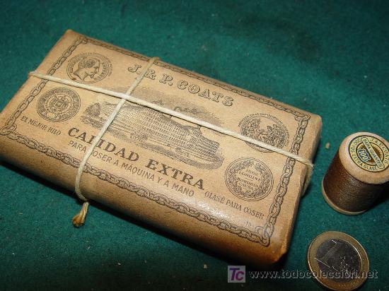 Cajas y cajitas met&aacute;licas: J & P COATS - HILO PARA COSER GUANTES - CALIDAD EXTRA - PAQUETE DE 12 CARRETES +1 - S.XX =1910-20 -