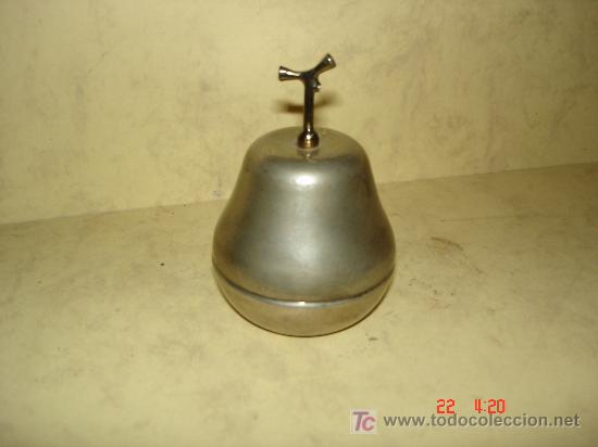 Cajas y cajitas met&aacute;licas: CAJA METALICA CON FORMA DE PERA - Foto 1