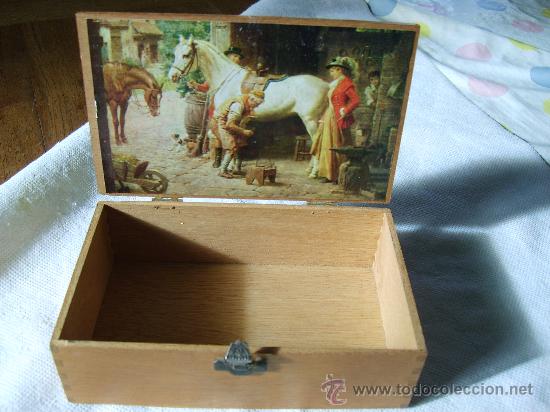 Cajas y cajitas met&aacute;licas: CAJITA    DE    MADERA - Foto 2