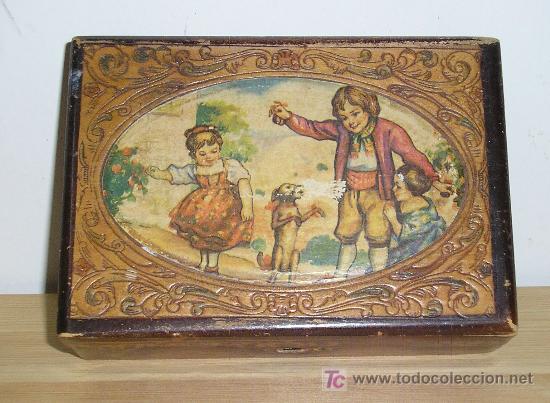 Cajas y cajitas met&aacute;licas: ANTIGUA CAJA DE MADERA 16,5X11,5