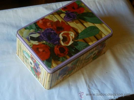 Cajas y cajitas met&aacute;licas: CAJA DE COLACAO  CON FLORES - Foto 4