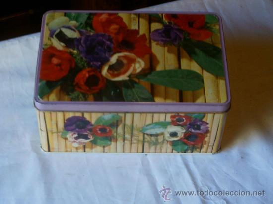 Cajas y cajitas met&aacute;licas: CAJA DE COLACAO  CON FLORES - Foto 5