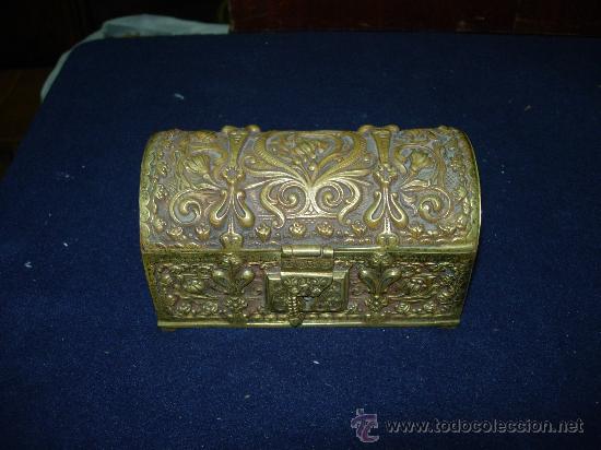 Cajas y cajitas met&aacute;licas: Cofre - Foto 1