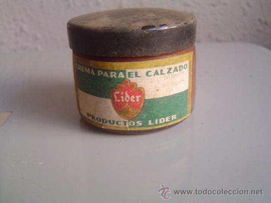Cajas y cajitas met&aacute;licas: Viejo Bote caja crema para el calzado Lider-----Zapatero