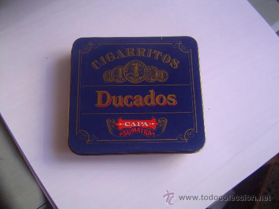 Blechdosen und Kisten: Caja metalica Cigarritos Ducados.