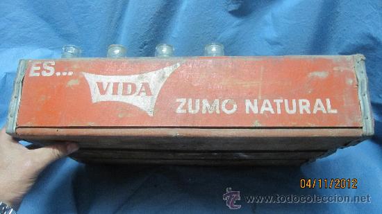 Cajas y cajitas met&aacute;licas: ANTIGUA CAJA MADERA DE ZUMOS VIDA