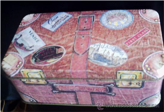 Cajas y cajitas met&aacute;licas: CAJA HOJALATA MALETA