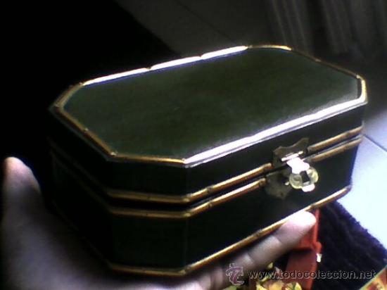 Cajas y cajitas met&aacute;licas: Caja tipo joyero antigua preciosa 19 x 10,5 x 6,5 (alto) cms