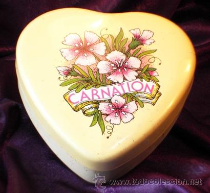 Cajas y cajitas met&aacute;licas: CAJA FORMA DE CORAZ&Oacute;N. CLAVEL. LATA. - Foto 1