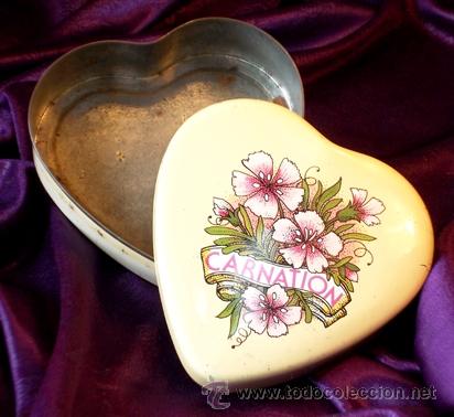 Cajas y cajitas met&aacute;licas: CAJA FORMA DE CORAZ&Oacute;N. CLAVEL. LATA. - Foto 2