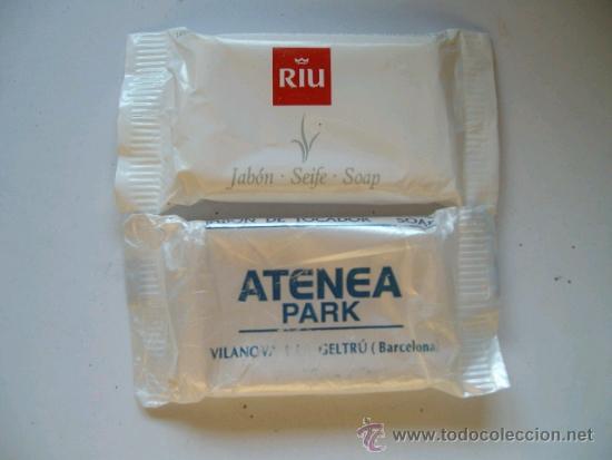 Boxes and metal boxes: 2 pastillas jab&oacute;n peque&ntilde;as - Hoteles Riu y Atenea Park (Vilanova i la Geltr&uacute;)